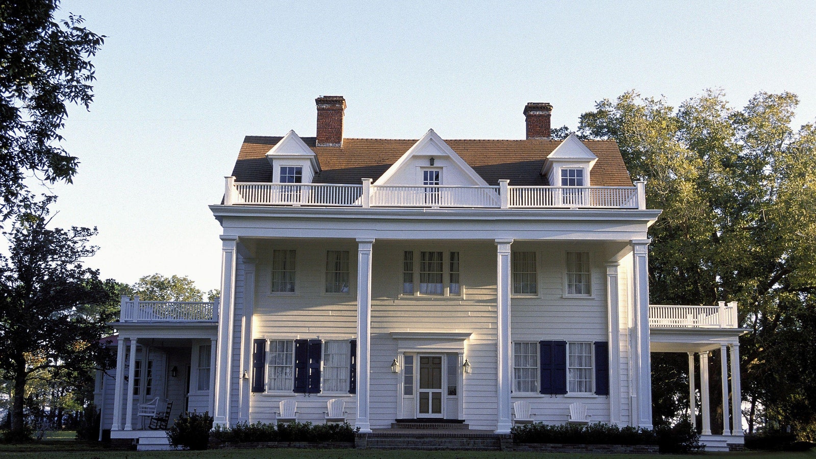 The Notebook House: Everything You Need to Know About the Real-Life Home From the Love Story