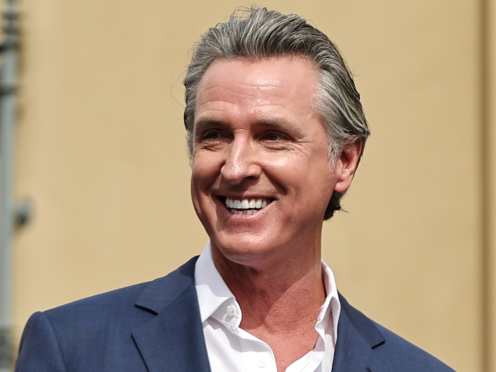 Gavin Newsom Buys Midcentury Modern Bay Area Pad for $9.1 Million