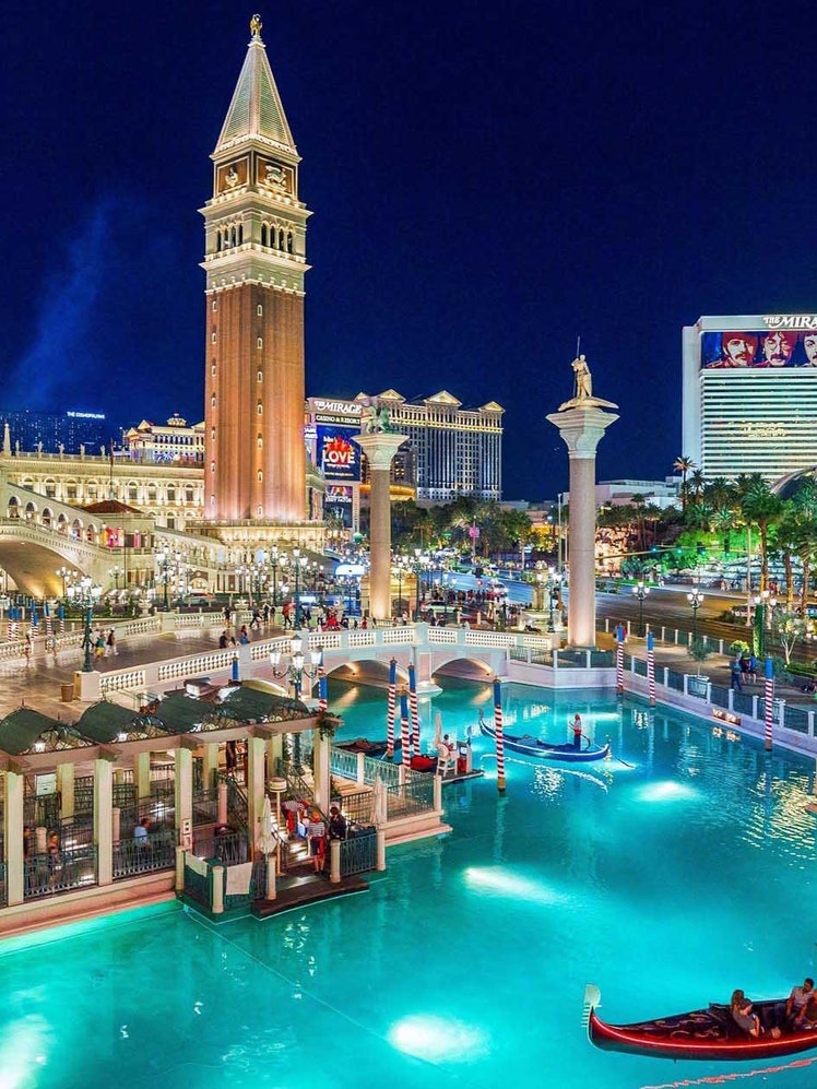 9 Best Hotels in Vegas for Design-Savvy Travelers